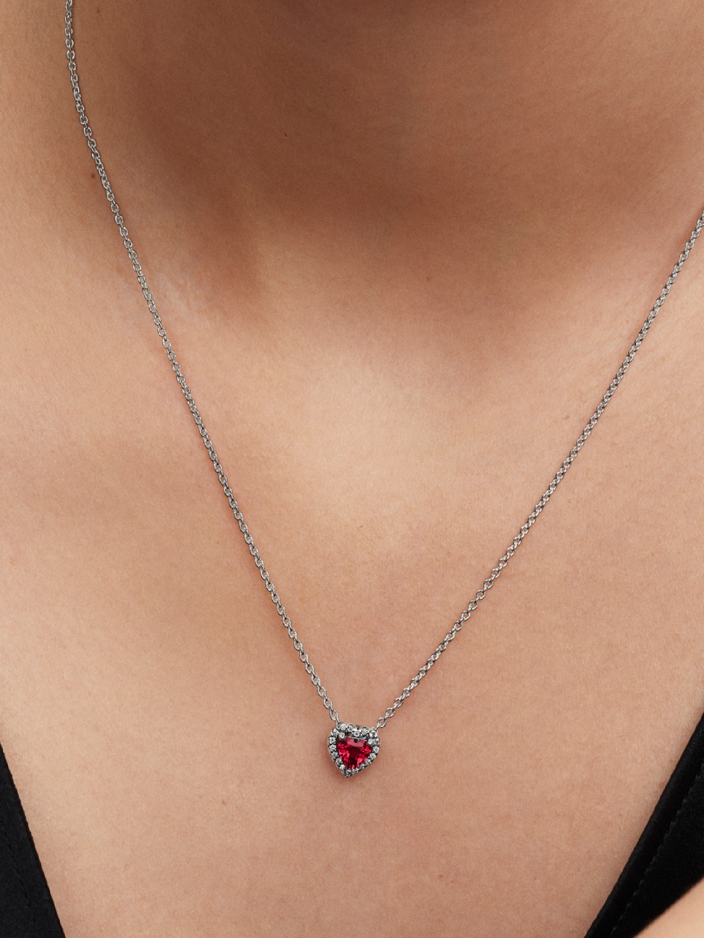 Женское колье Pandora Elevated Red Heart Collier, цвет: Серебро — фото 3