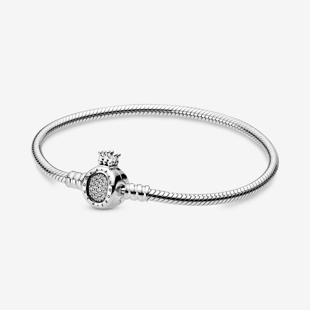 Pandora Moments Crown O Clasp Snake Chain Bracelet