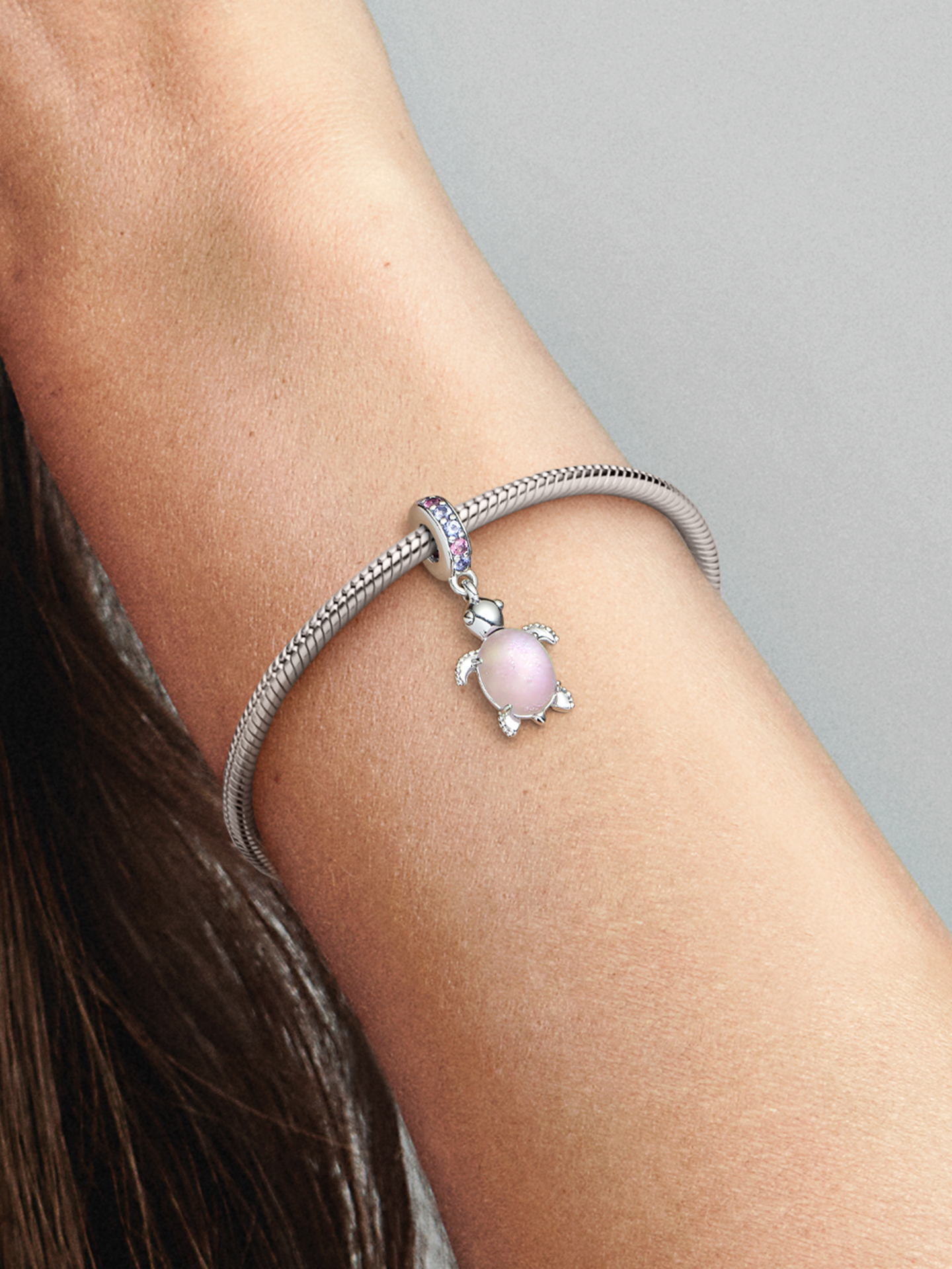Женский шарм Pandora Murano Glass Pink Sea Turtle Dangle Charm, Sterling silver, цвет: Серебро — фото 3