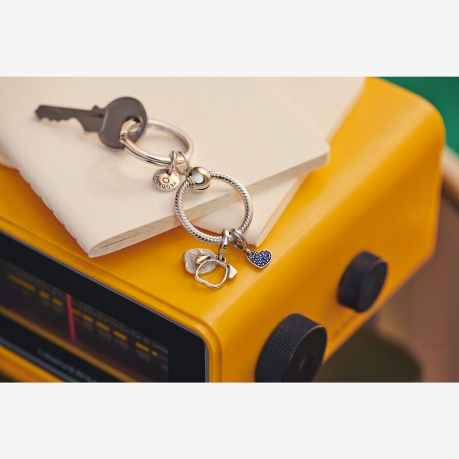 New 100% Authentic PANDORA Moments Small Bag Charm Holder Key