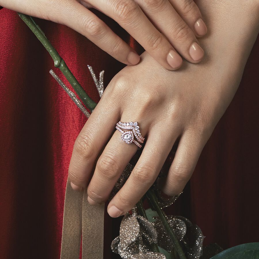 Sparkling Pink Heart Wishbone Ring Set