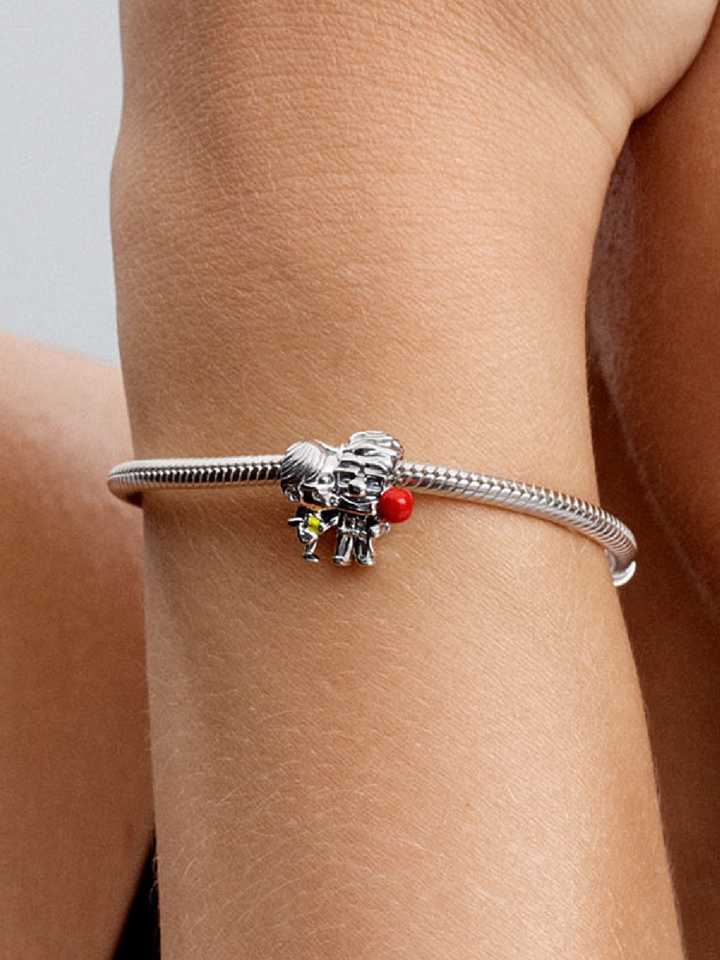 Женский шарм Pandora Disney Pixar Up Carl & Ellie Charm, цвет: Серебро — фото 3