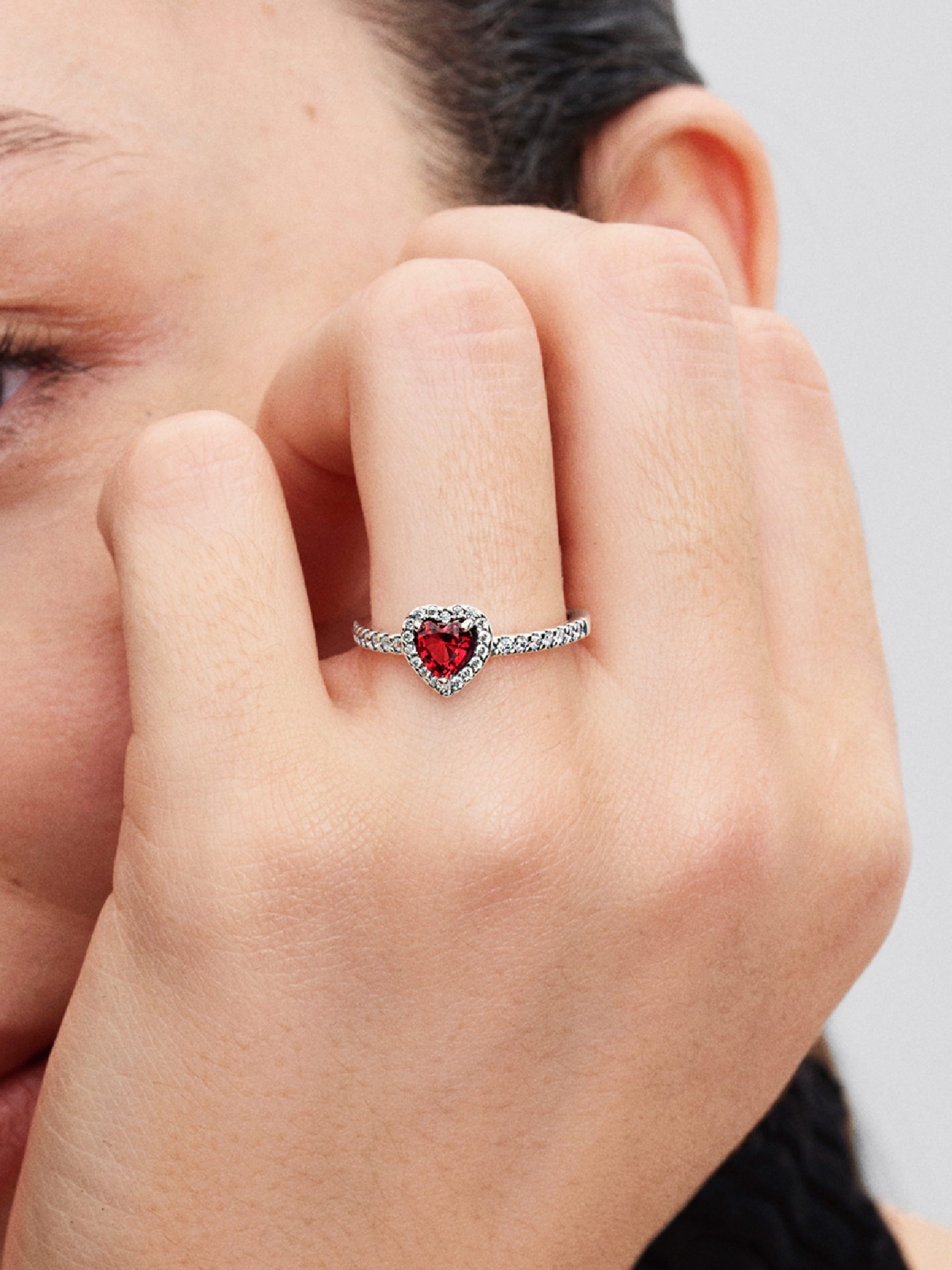 Женское кольцо Pandora Elevated Red Heart, цвет: Серебро — фото 3