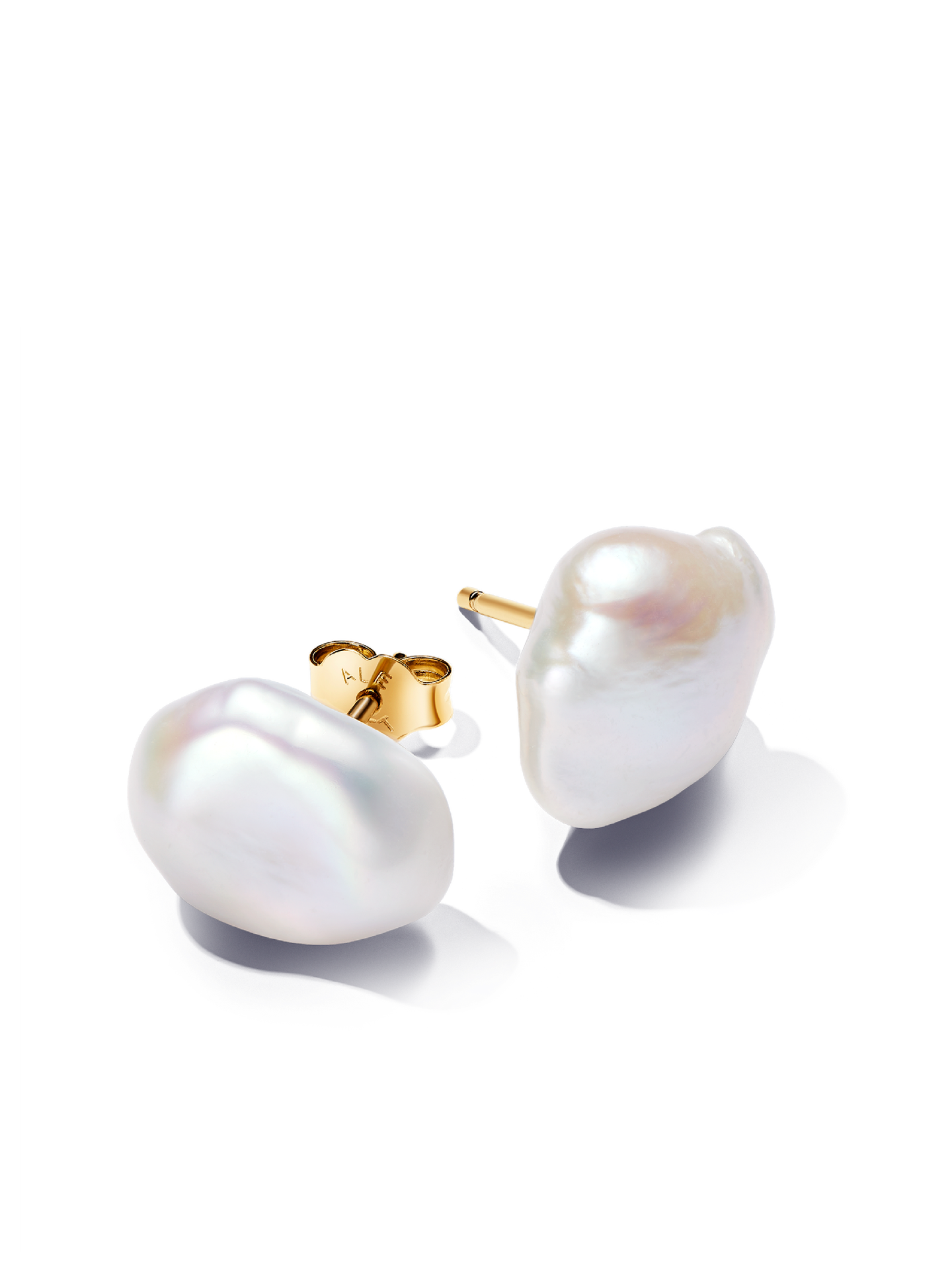 Женские серьги Pandora Baroque Treated Freshwater Cultured Pearl, цвет: Позолоченный — фото 1