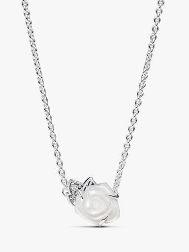 White Rose in Bloom Collier Necklace
