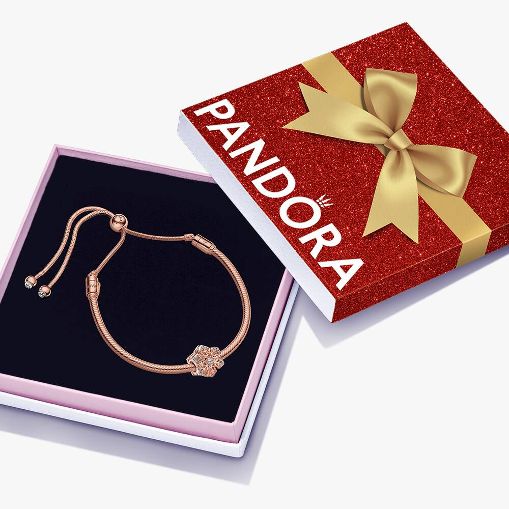 FINAL SALE - Festive Snowflake Bracelet Gift Set