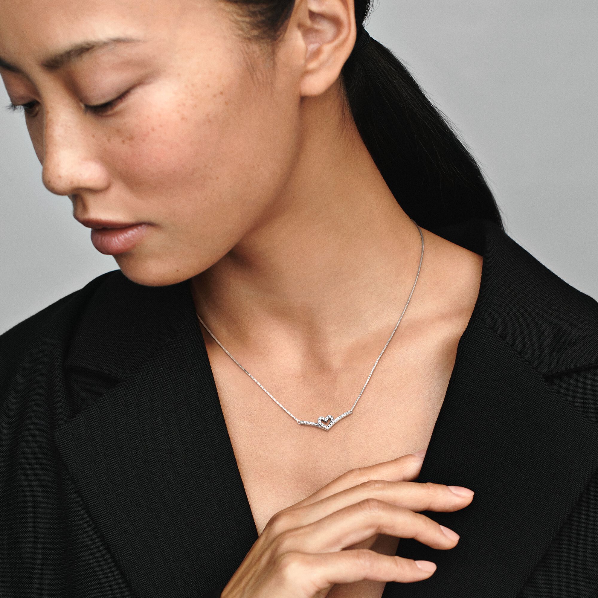 Sparkling Wishbone Heart Collier 