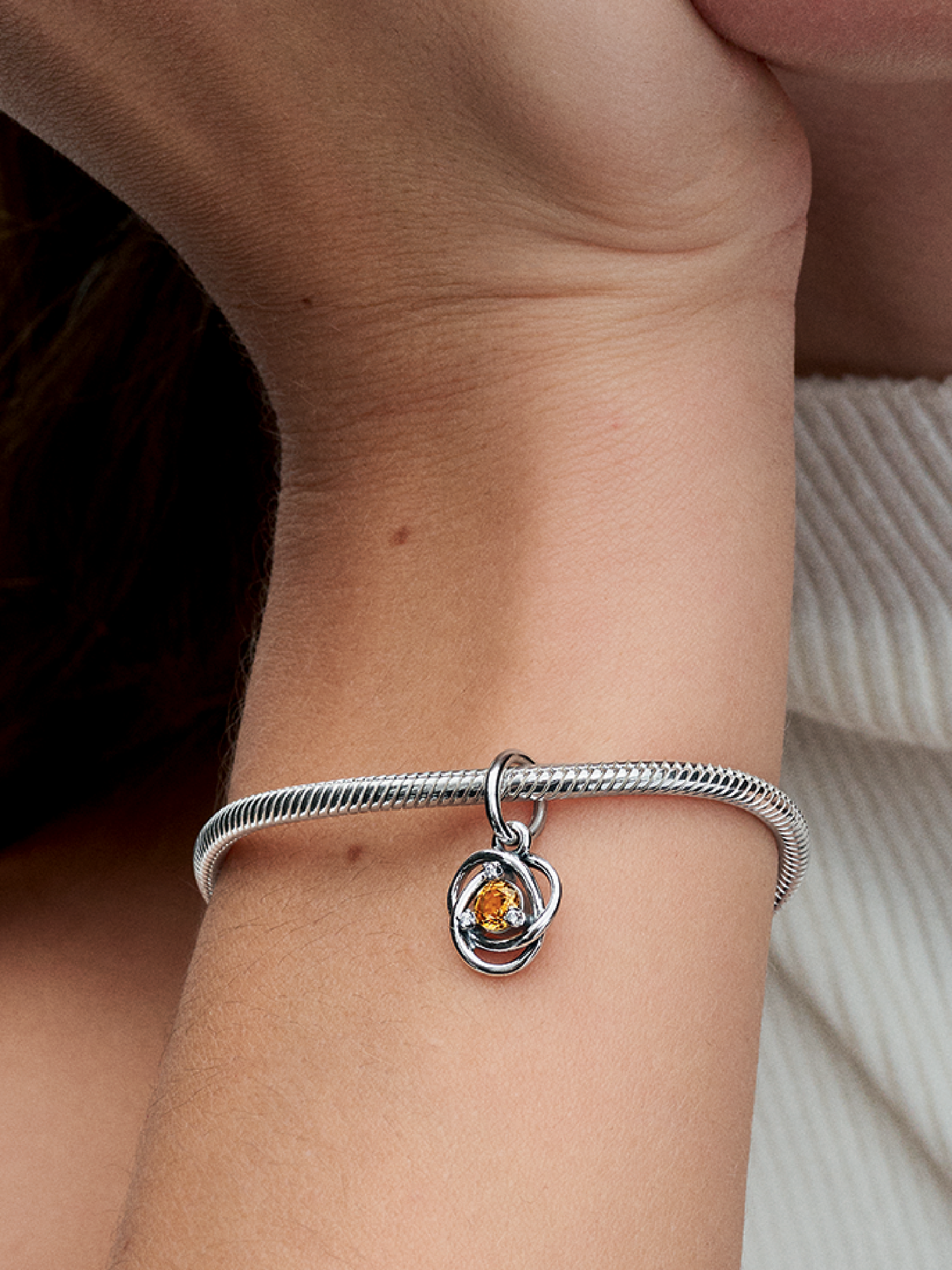 Шарм Pandora Honey Eternity Circle Dangle Charm, цвет: Серебро — фото 3