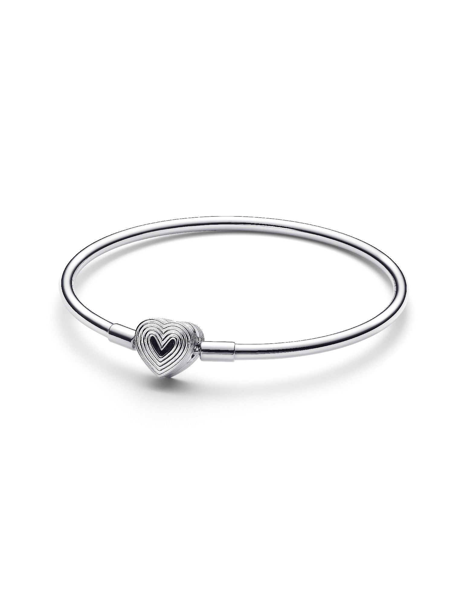 Radiating Heart Clasp Bangle