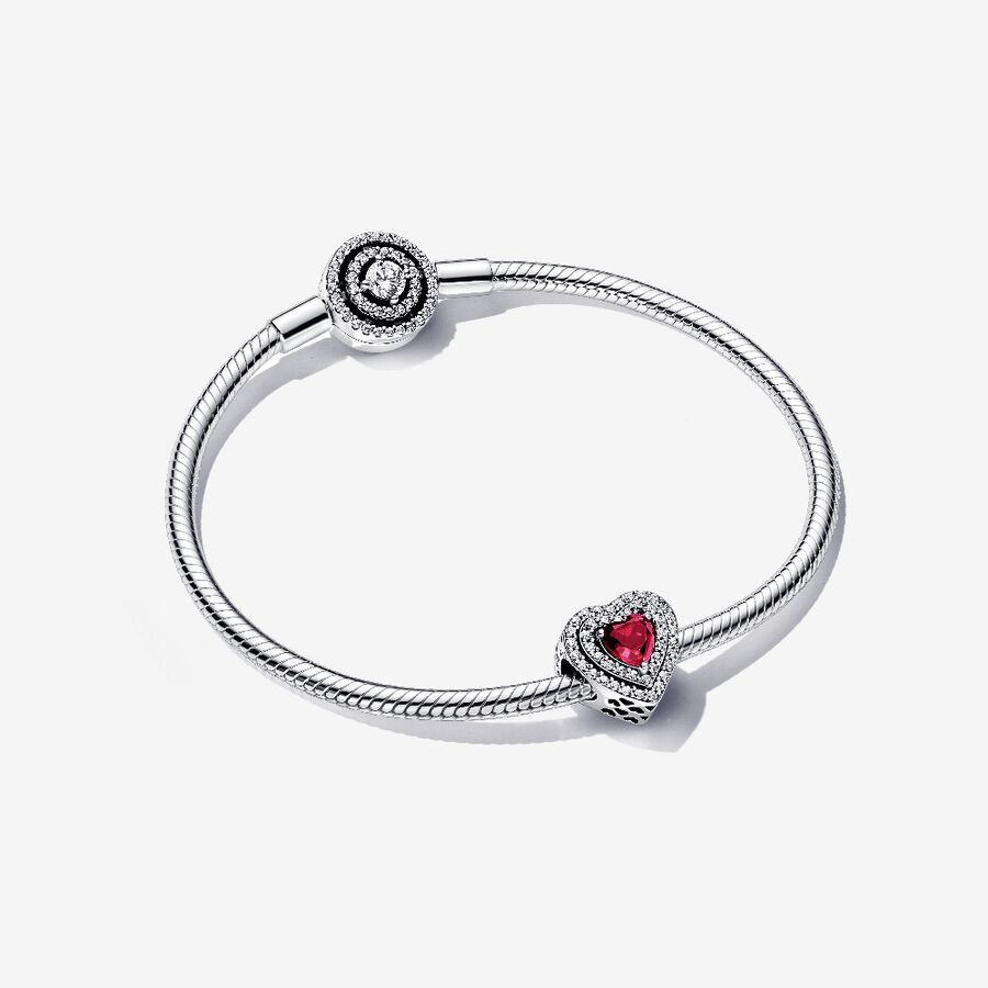 Pandora Moments Halo Bracelet and Heart Charm Set image number 0