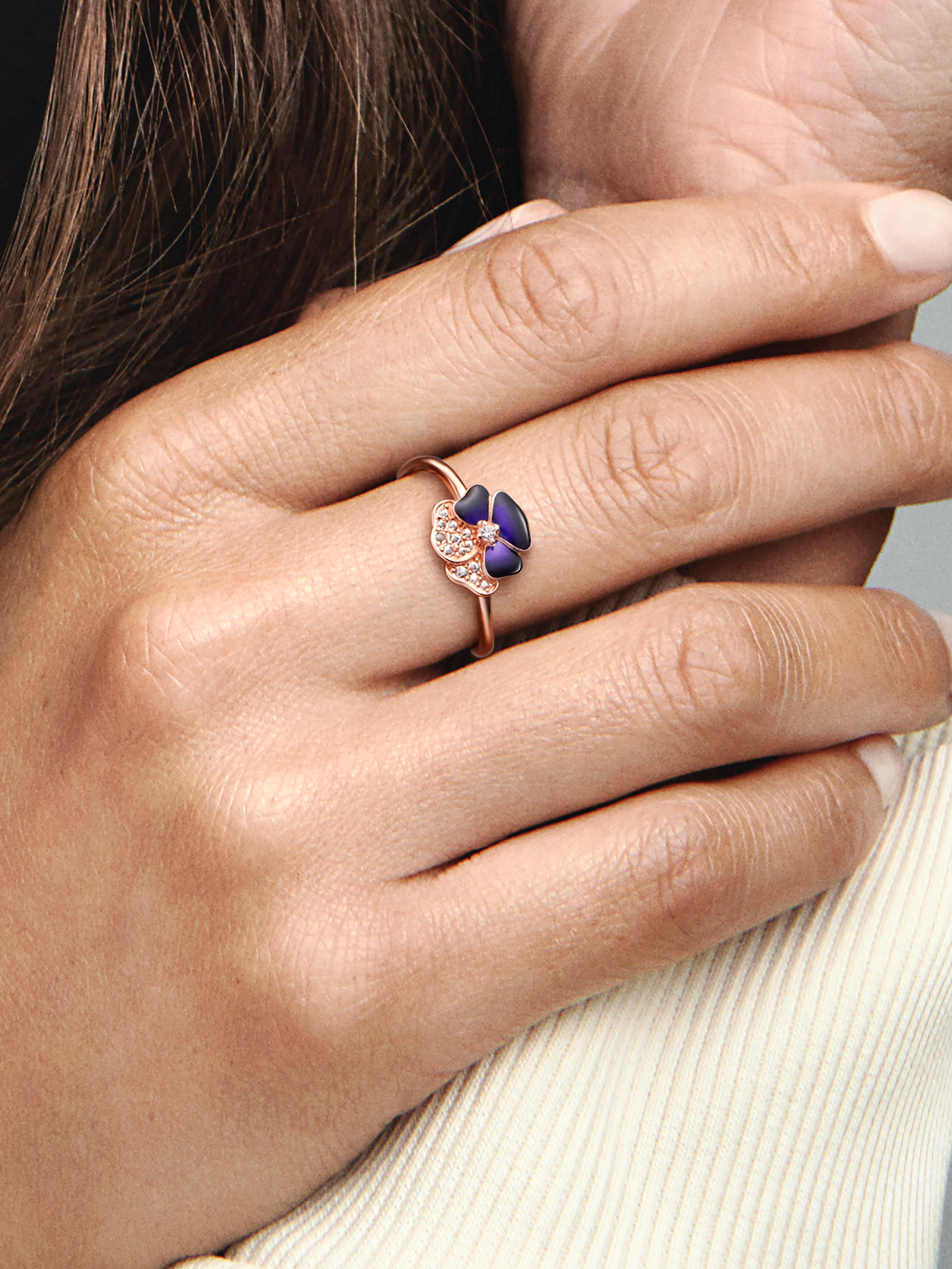 Женское кольцо Pandora Deep Purple Pansy Flower, цвет: Покрытие розовым золотом — фото 3