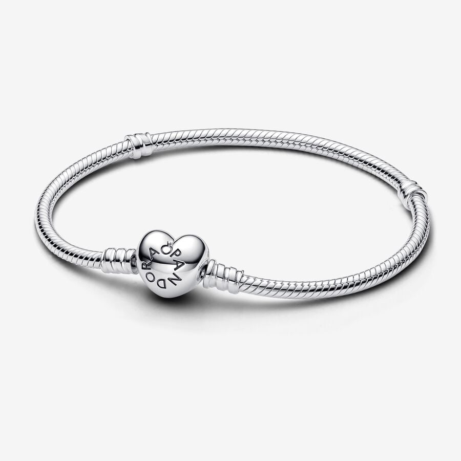 Infrarød laver mad valgfri Silver Charm Bracelet with Heart Clasp | Sterling silver | Pandora US