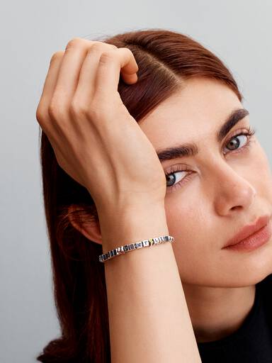 Stranger Things Friends Don't Lie Bracelet