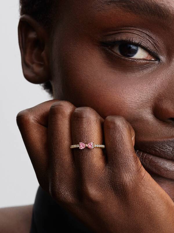 Funky Rings Pandora Sparkling Pink Bow Ring | Gold plated | Pandora US