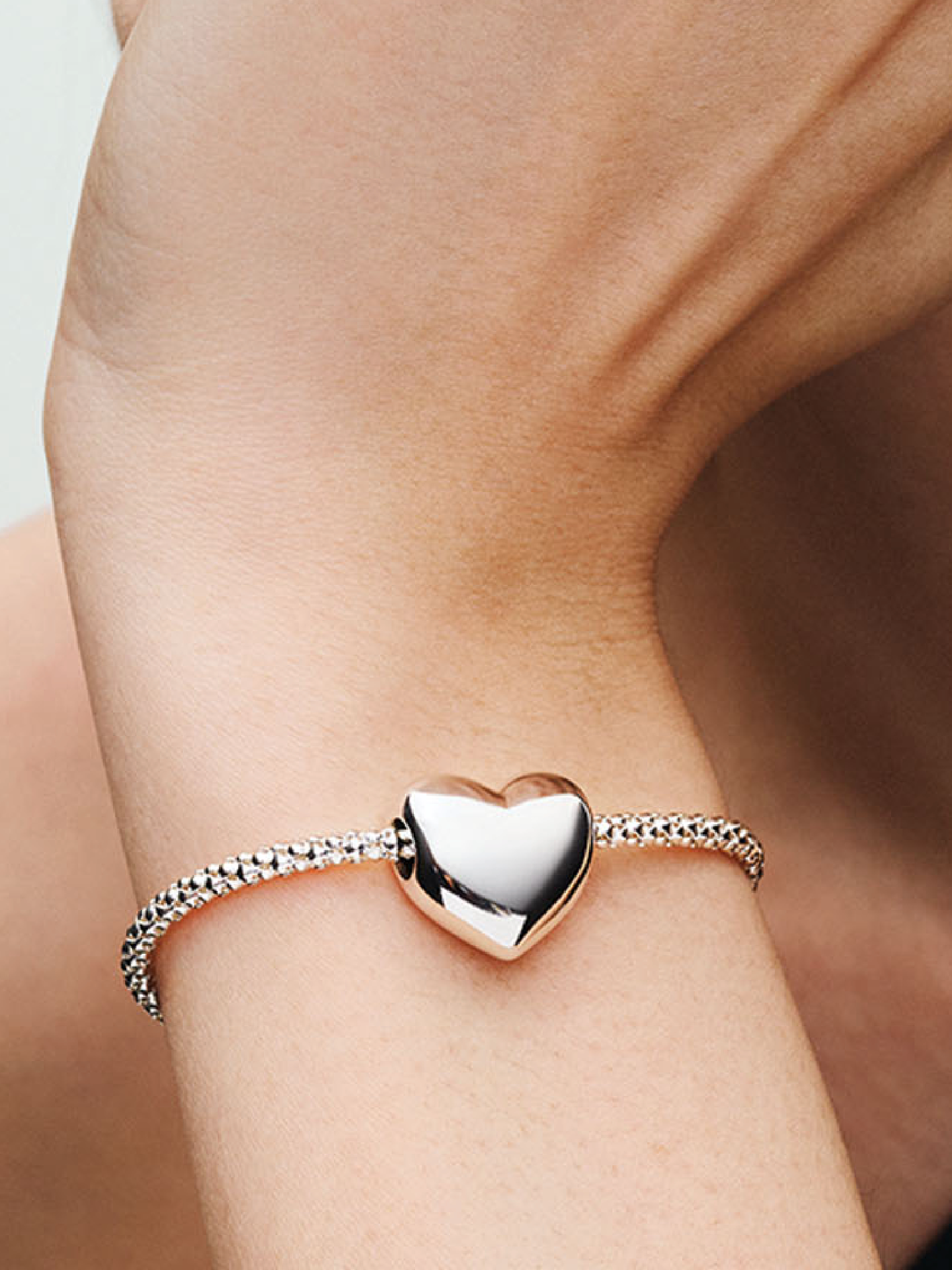 Женский шарм Pandora Be Love Engravable Large Heart Charm, цвет: Серебро — фото 3