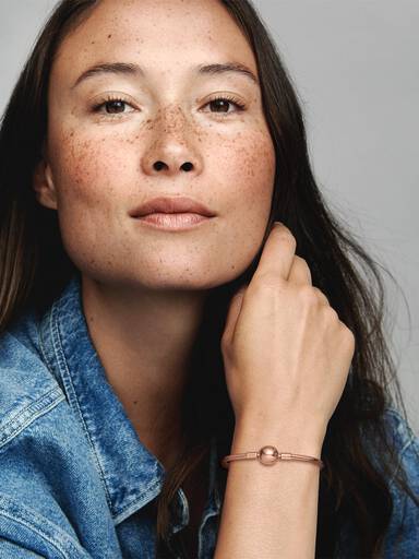 Pandora Moments Bangle