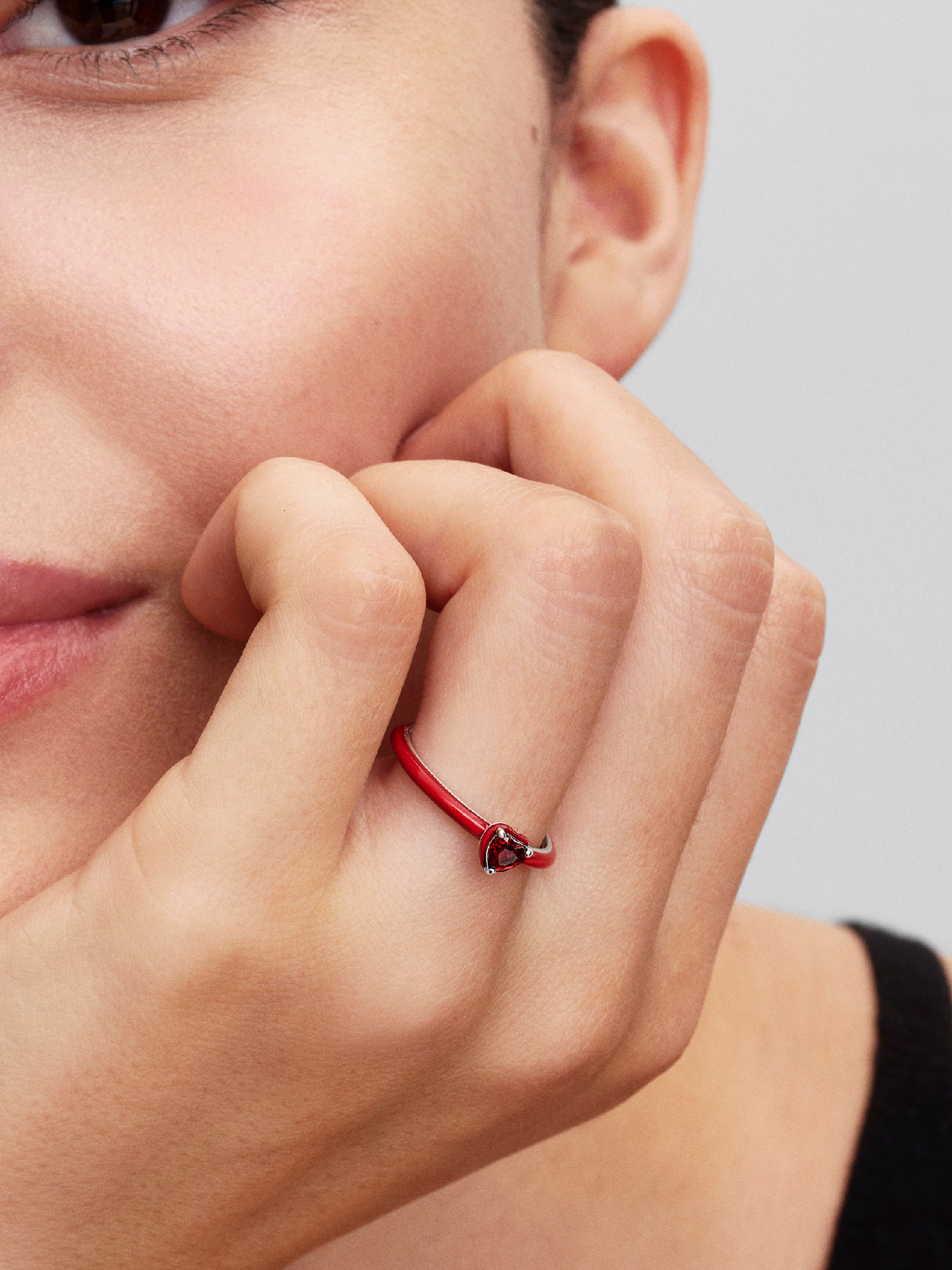 Женское кольцо Pandora Red Chakra Heart, цвет: Серебро — фото 3