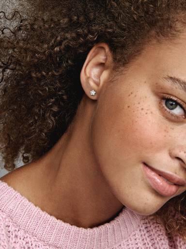 FINAL SALE - Sparkling Star Stud Earrings