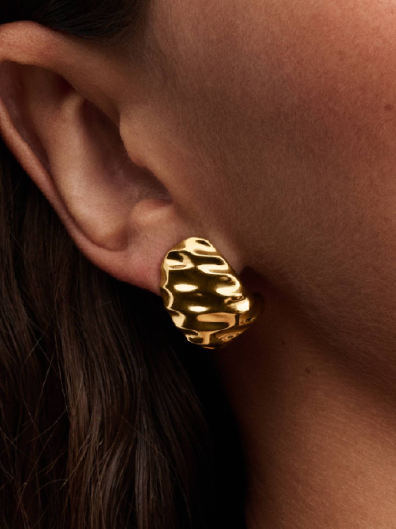Rippled Wide Hoop Earrings