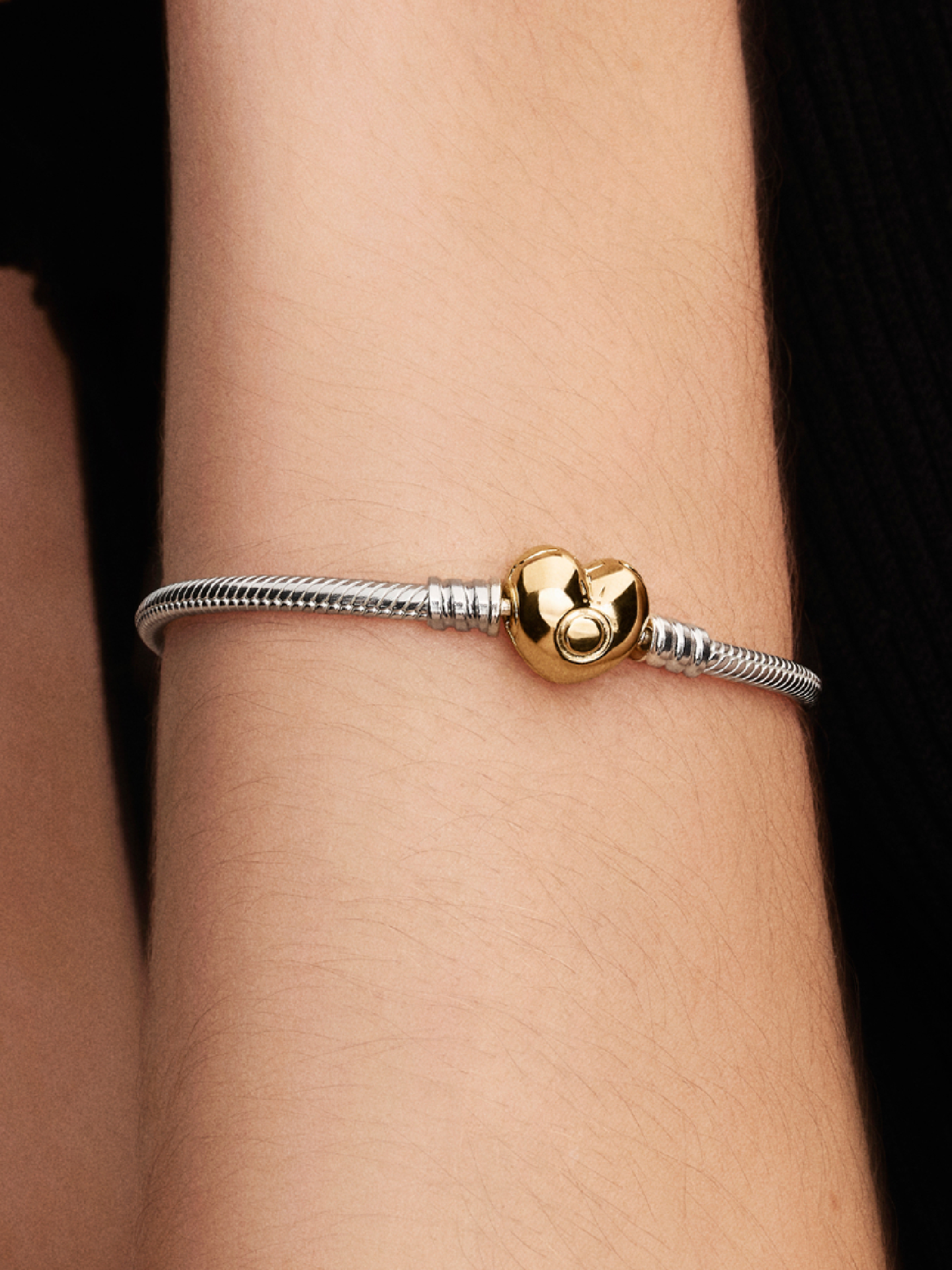 Женский браслет Pandora Heart Clasp Snake Chain, Two-tone, цвет: Двухцветный — фото 3
