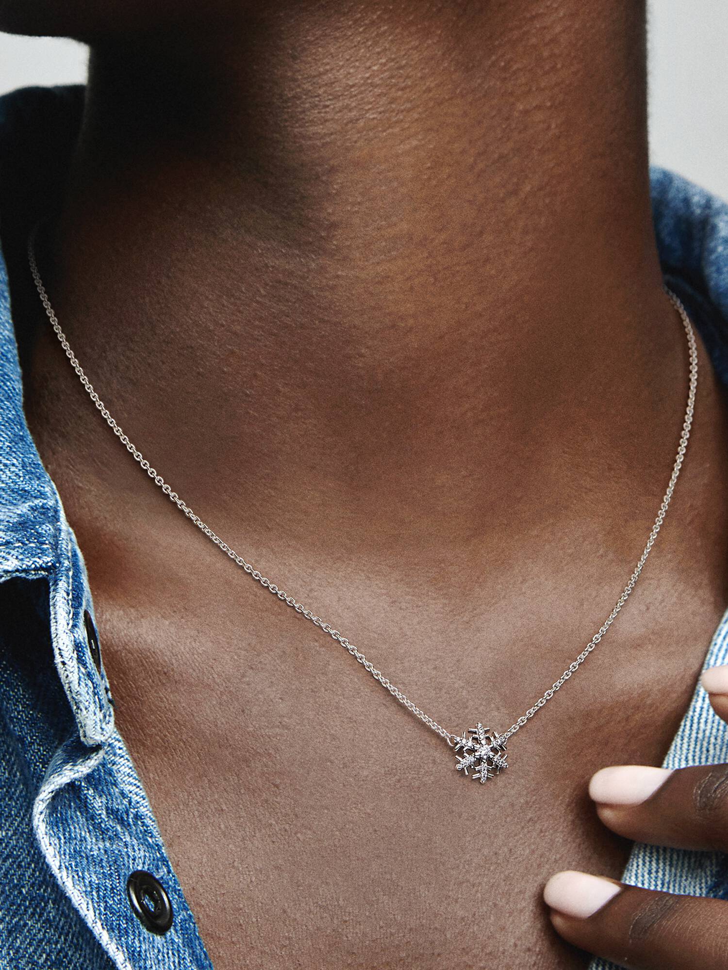 FINAL SALE - Sparkling Snowflake Pendant Necklace