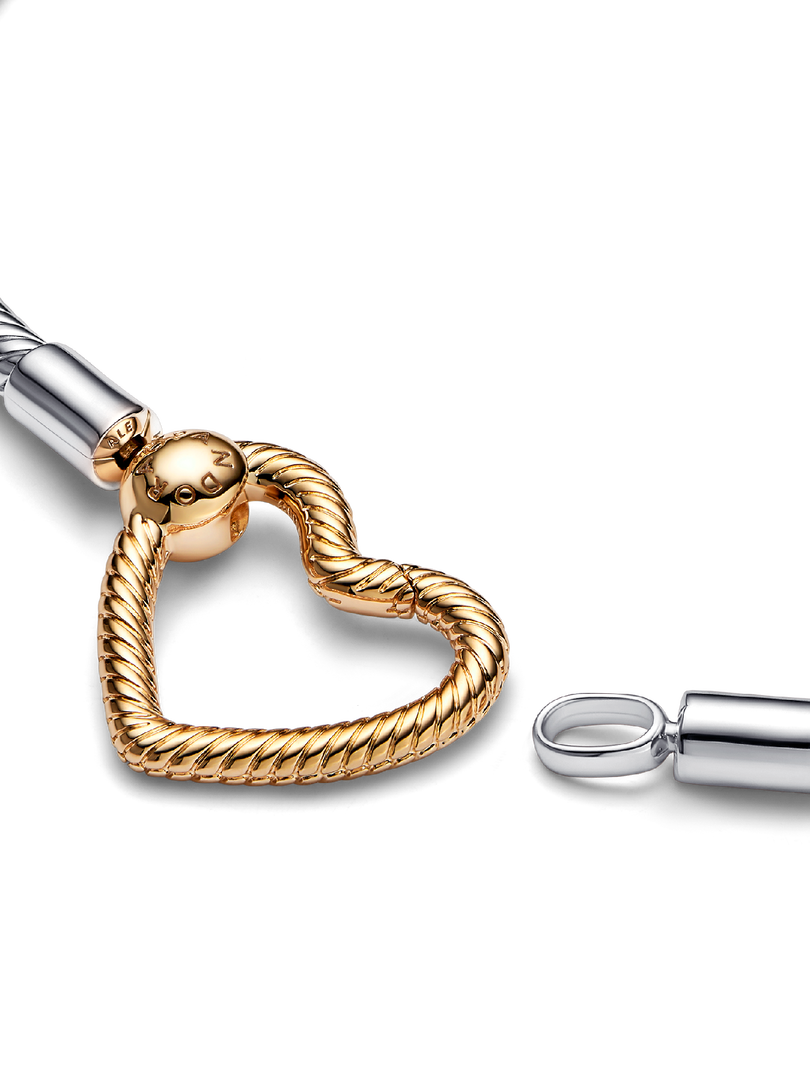 Pandora Moments Heart Closure Snake Chain Bracelet