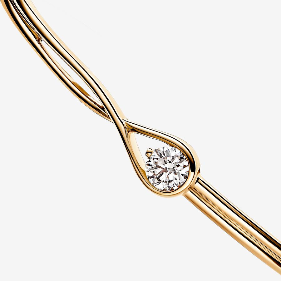 Graduated Diamond Bangle Bracelet With Locking Hinge 1 CTW. 14k, 18k Gold  or Platinum. Mined or Lab-grown Diamonds -  Norway