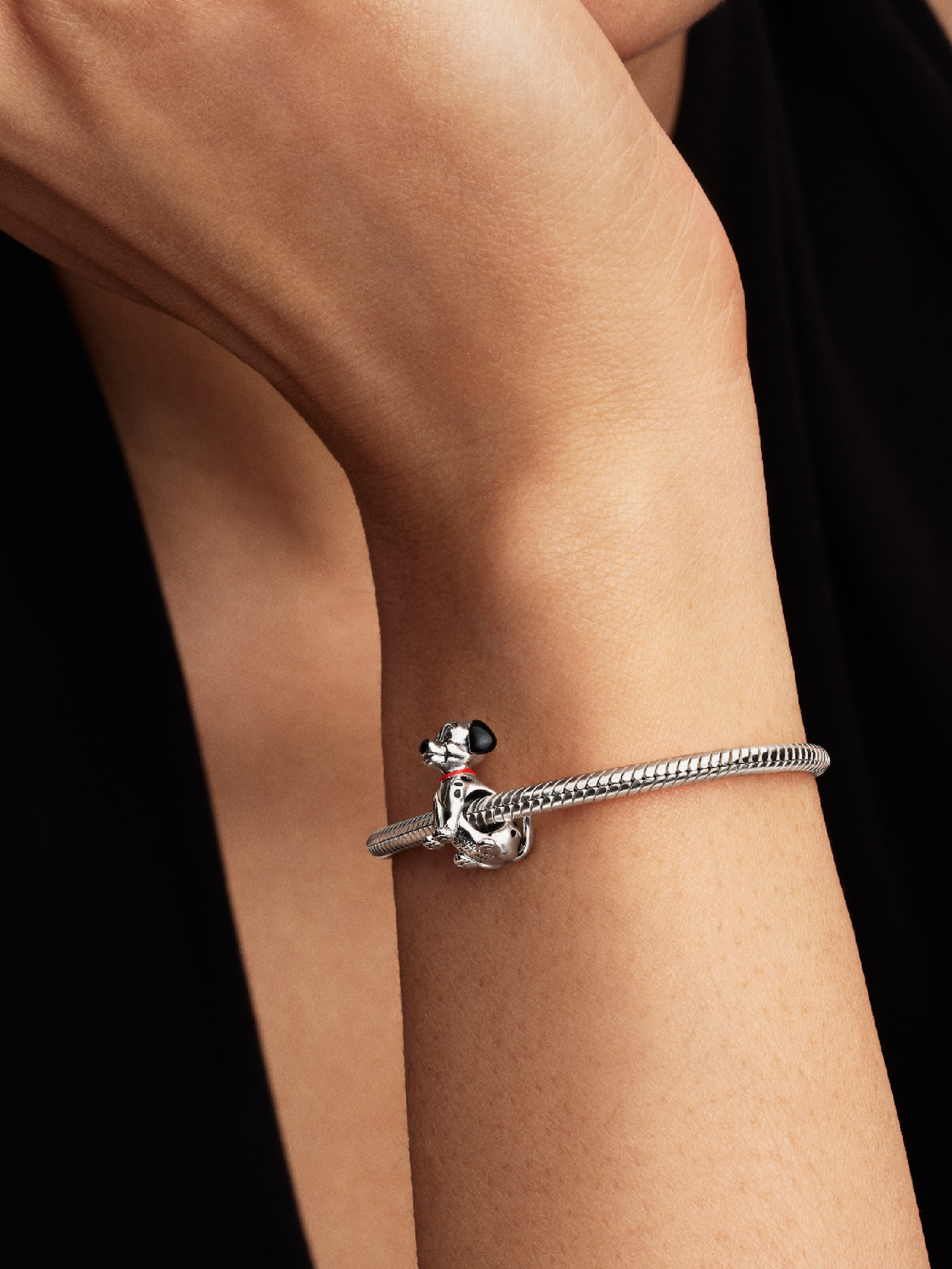 Женский шарм Pandora Disney 101 Dalmatians Patch Charm, цвет: Серебро — фото 3