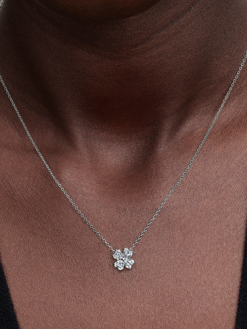 Sparkling Lucky Clover Pendant Necklace