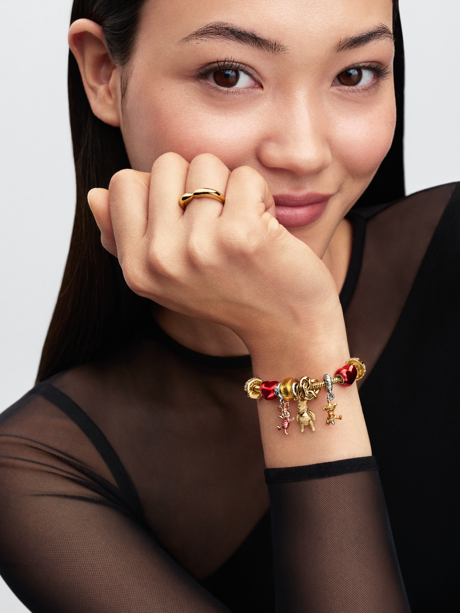 Disney Winnie The Pooh Hug Ring
