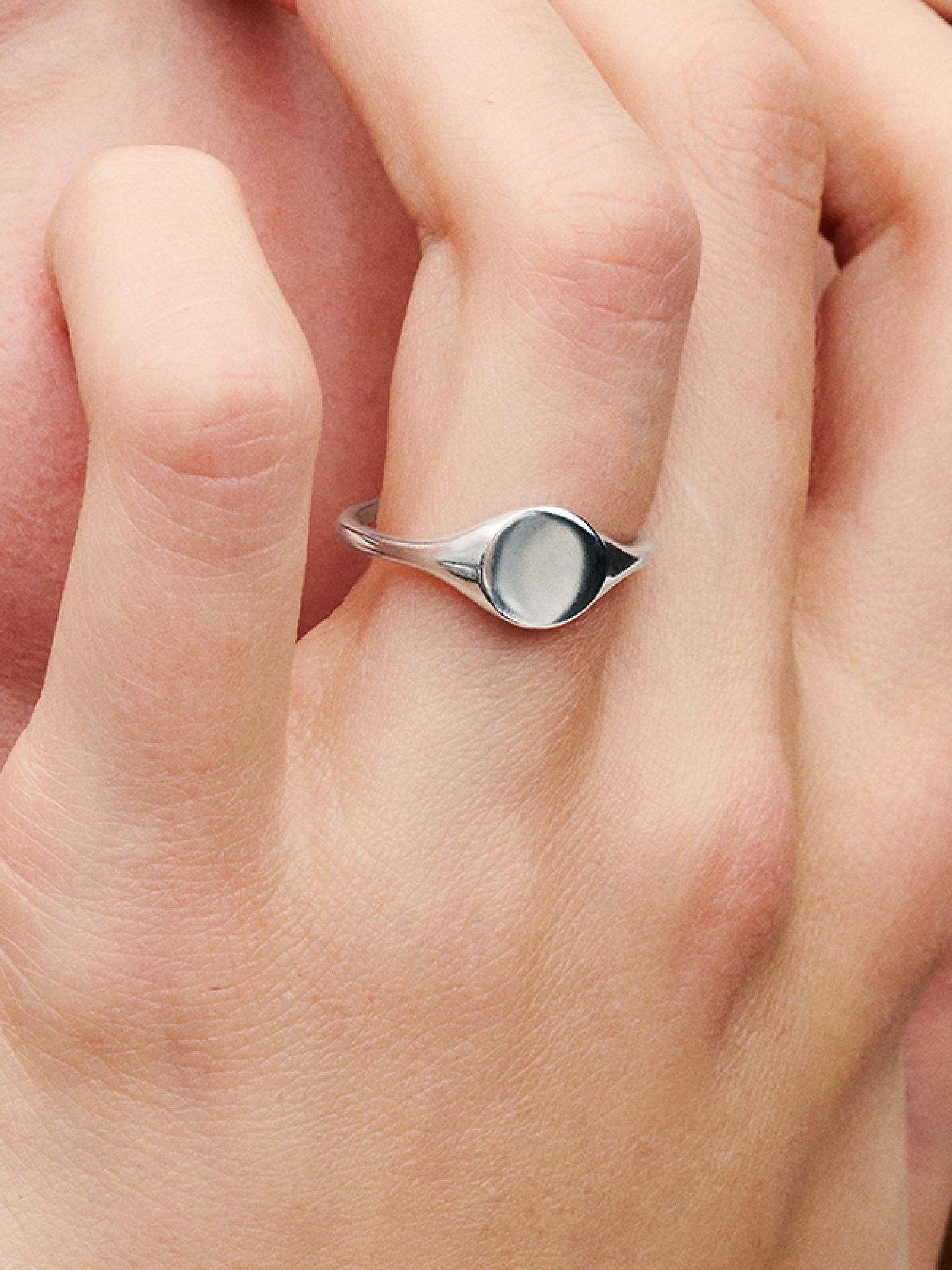 Женское кольцо Pandora Engravable Signet, цвет: Серебро — фото 3