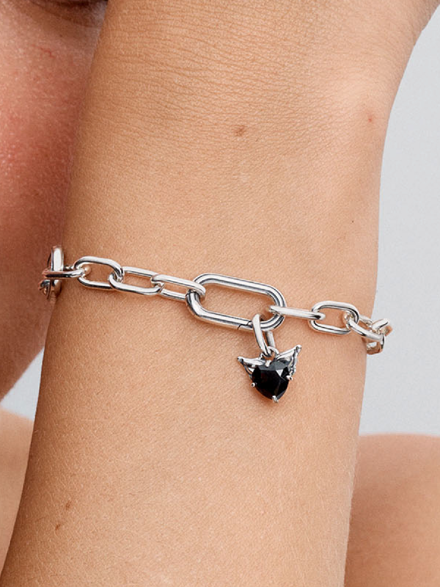 Женский шарм Pandora Winged Heart Mini Dangle Charm, Sterling silver #793626C01, цвет: Серебро — фото 3