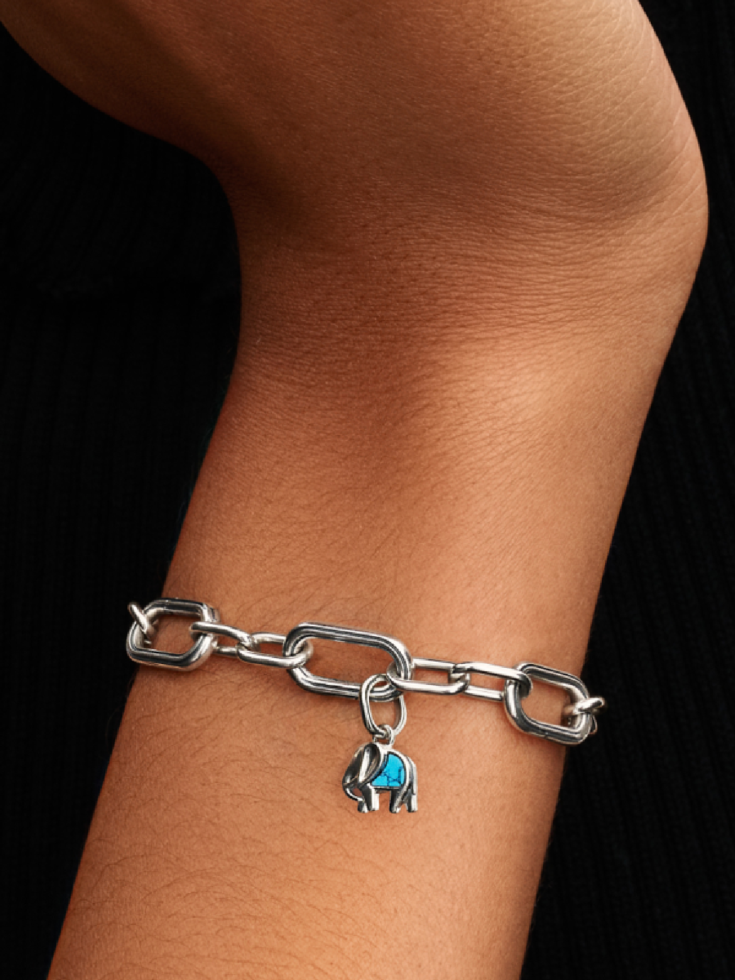 Женский шарм Pandora Turquoise-colored Elephant Mini Dangle Charm, цвет: Серебро — фото 3