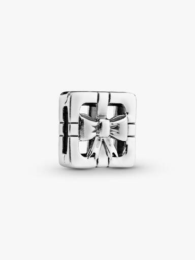 FINAL SALE - Openwork Gift Box Clip Charm