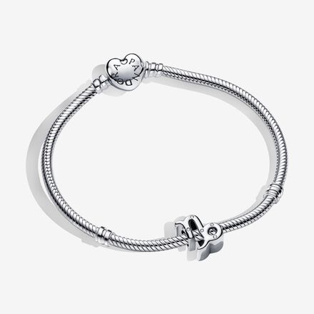 Pandora Moments Heart Clasp Bracelet and Charms Set