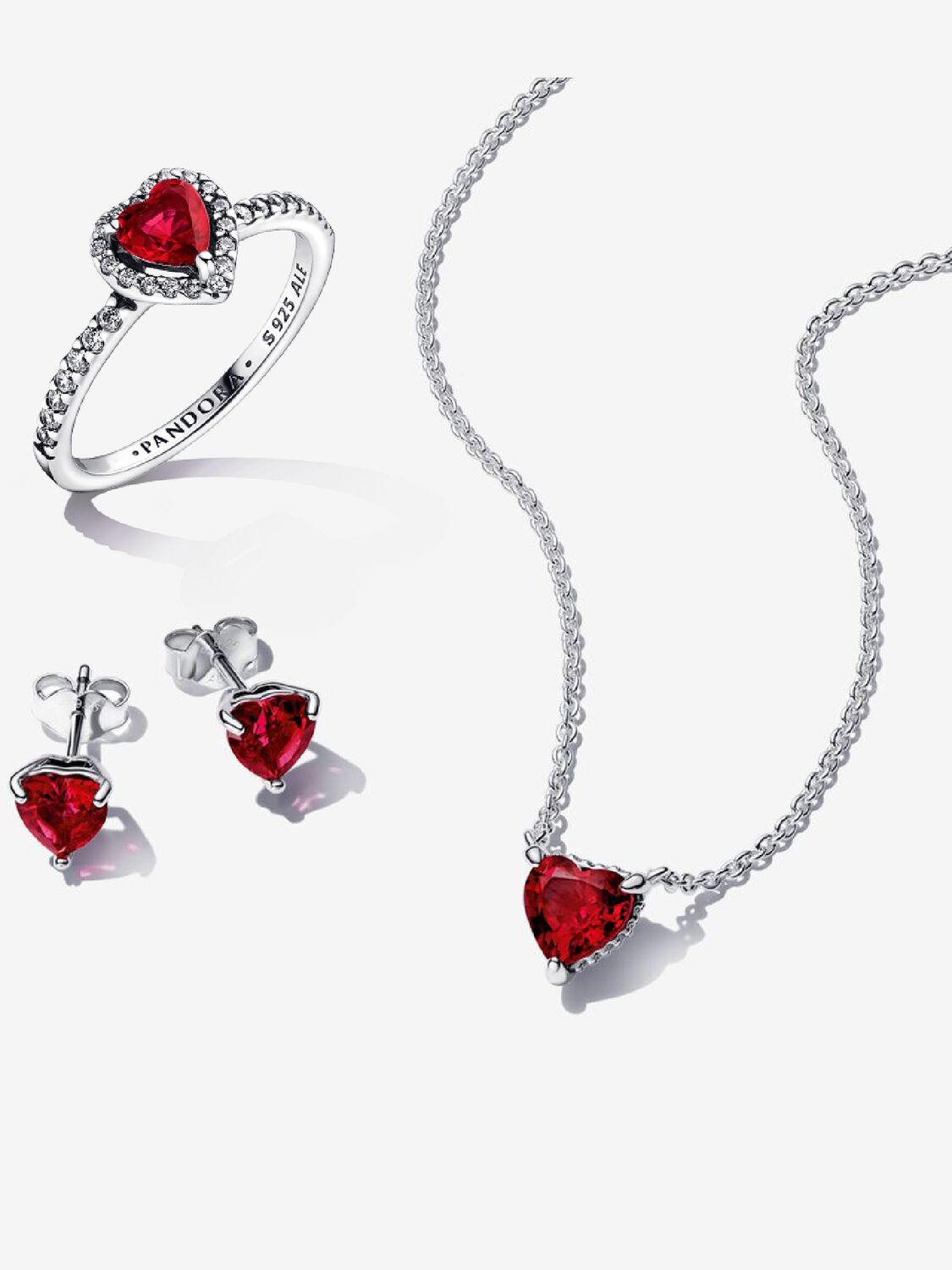 Sparkling Red Heart Ring Set