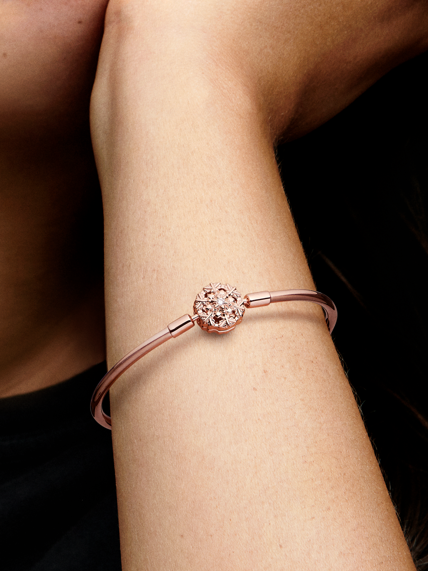 Женский браслет Pandora Moments Sparkling Snowflake Clasp, цвет: Покрытие розовым золотом — фото 3