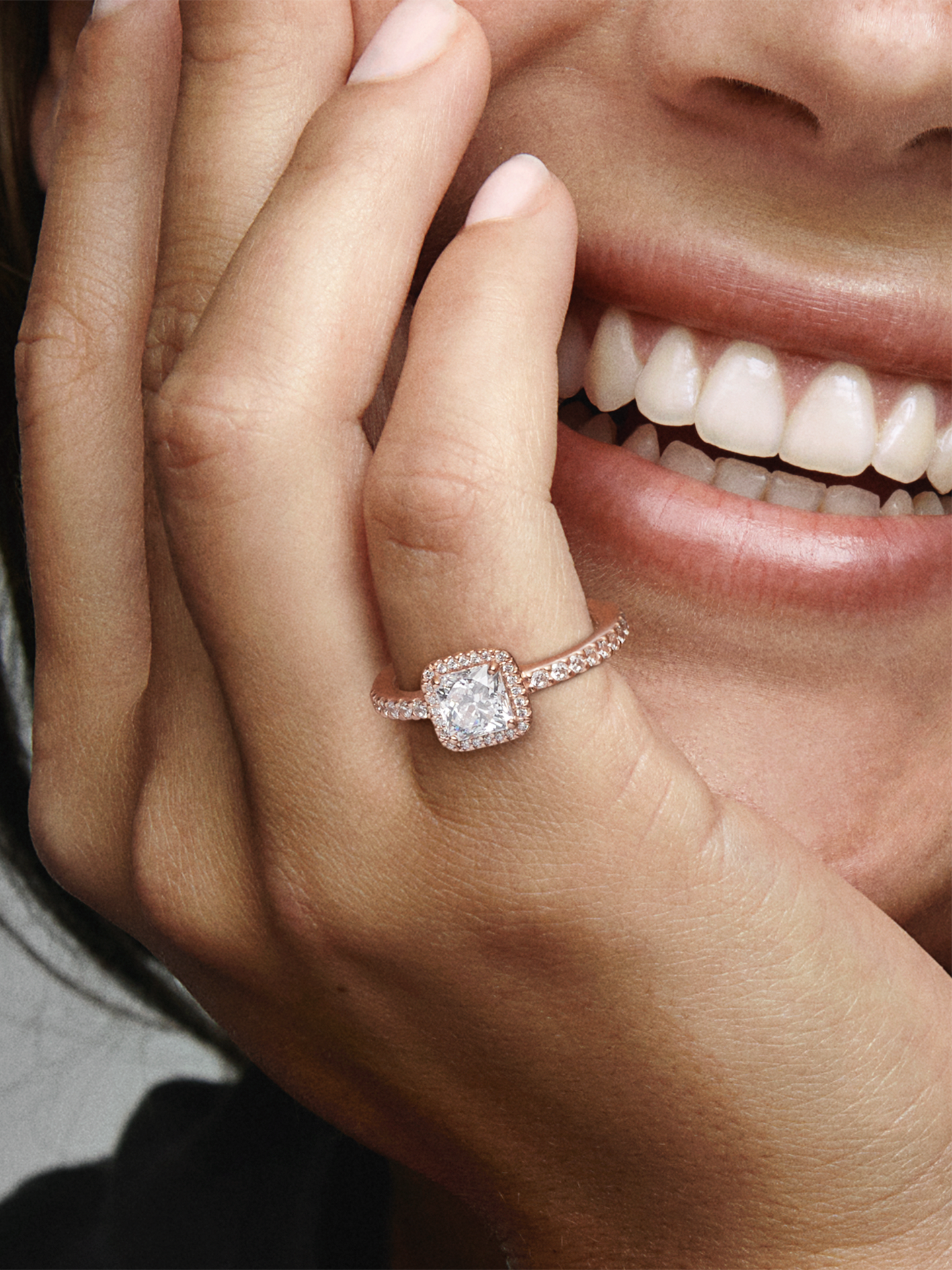 Женское кольцо Pandora Square Sparkle Halo, Rose gold plated, цвет: Покрытие розовым золотом — фото 3