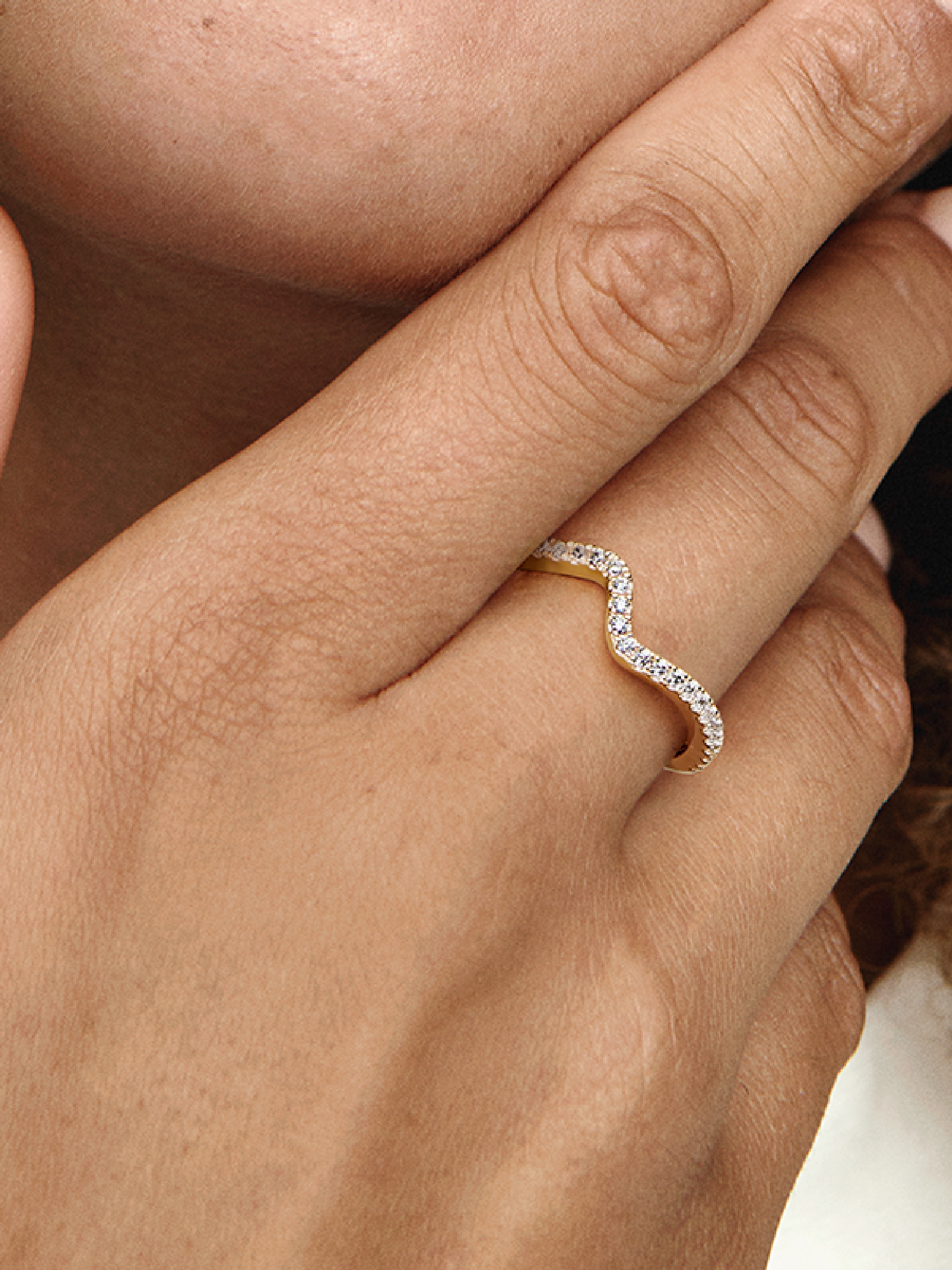Женское кольцо Pandora Sparkling Wave, Gold plated, цвет: Позолоченный — фото 3