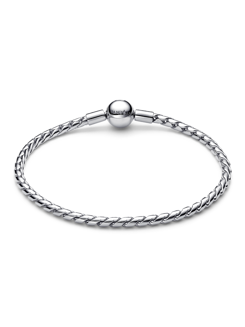 Round Clasp Wing Chain Bracelet