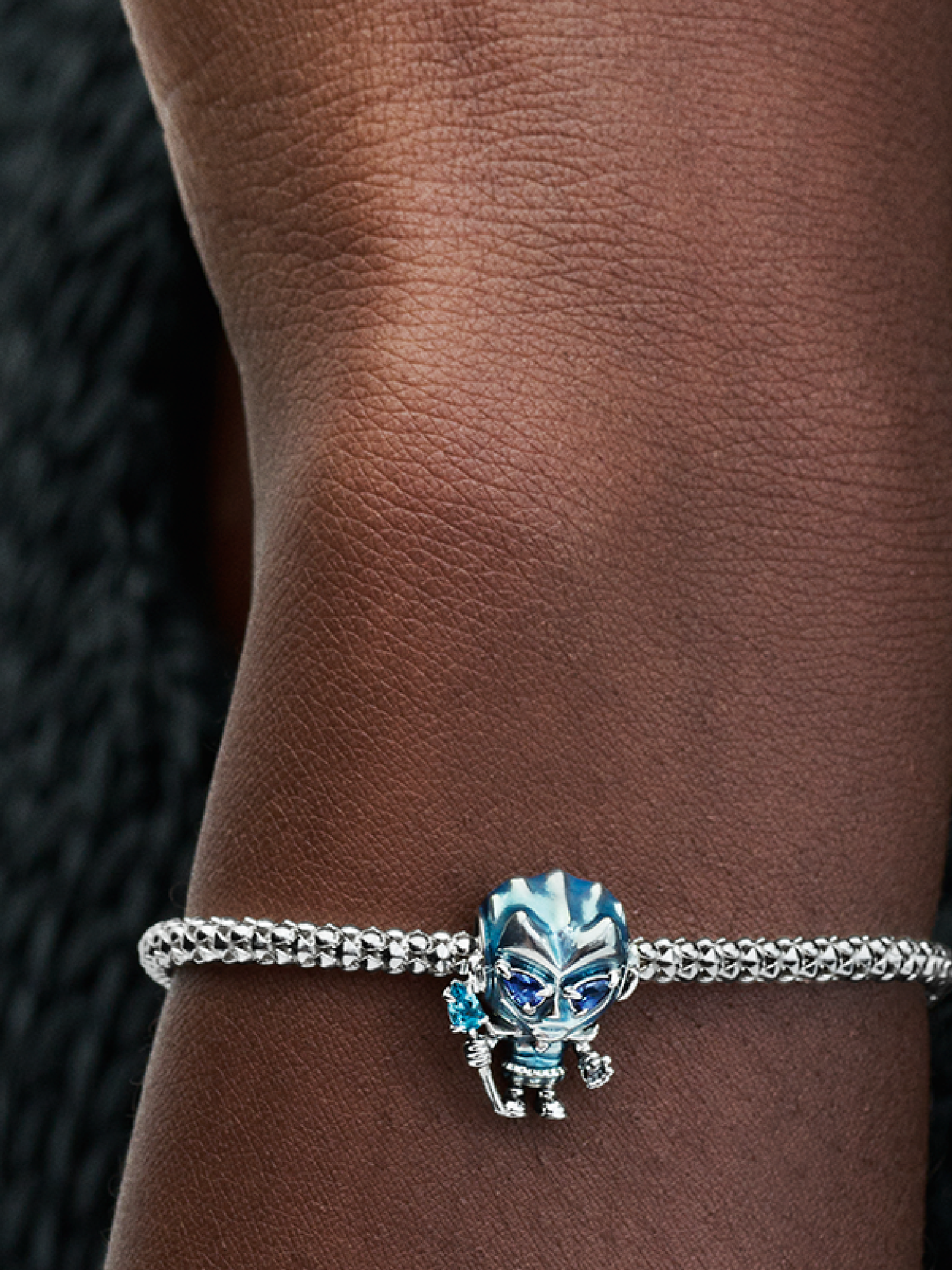 Женский шарм Pandora Game of Thrones White Walker Charm, цвет: Серебро — фото 3