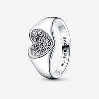 Radiant Heart Pavé Signet Ring | Sterling silver | Pandora US