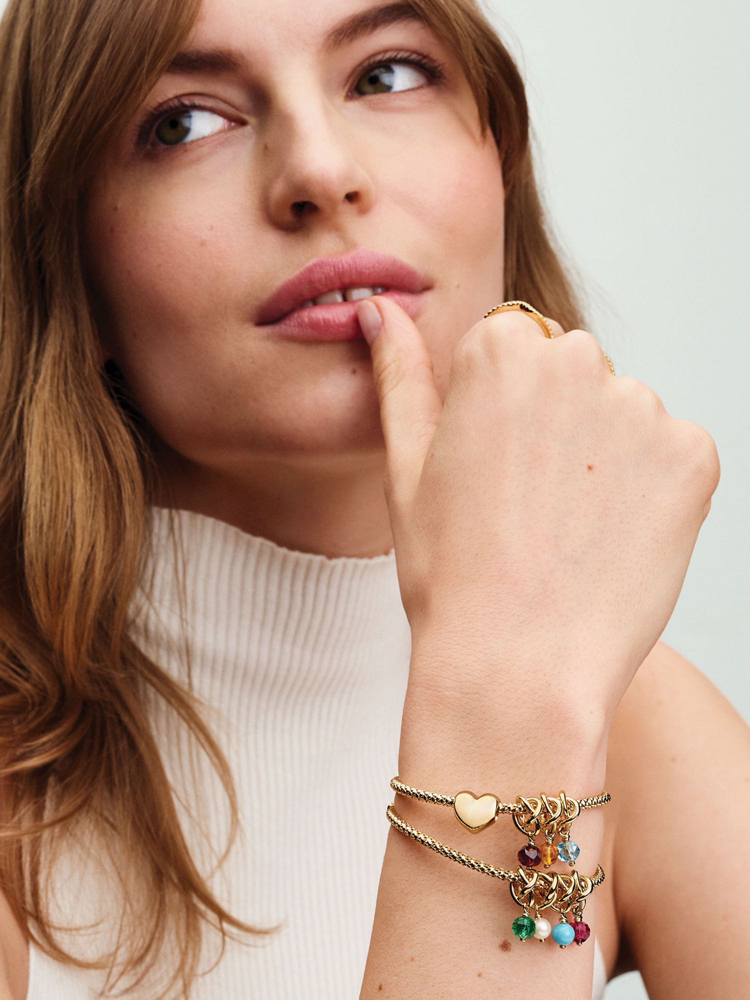 Studded Chain Bracelet | Gold plated | Pandora US
