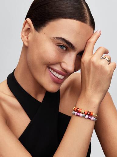 Round Clasp Wing Chain Bracelet