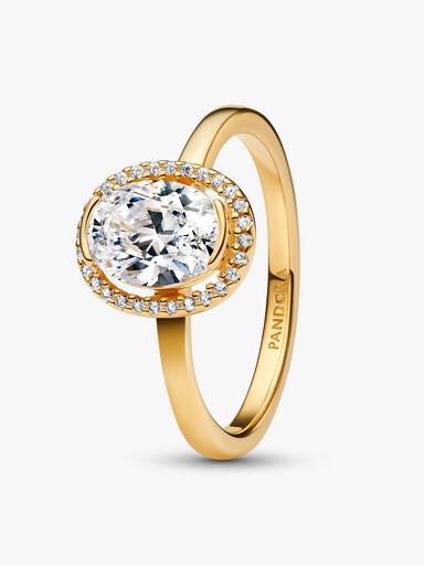Oval Sparkling Halo Ring