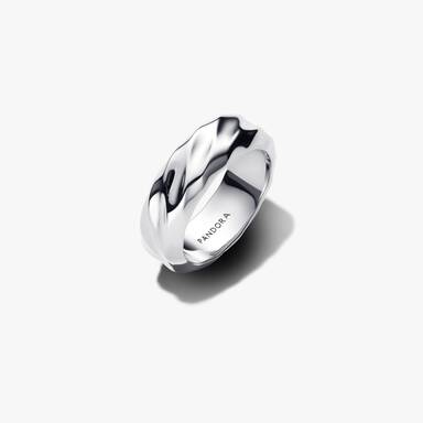 Two-Tone Ripple Effect Ring Set