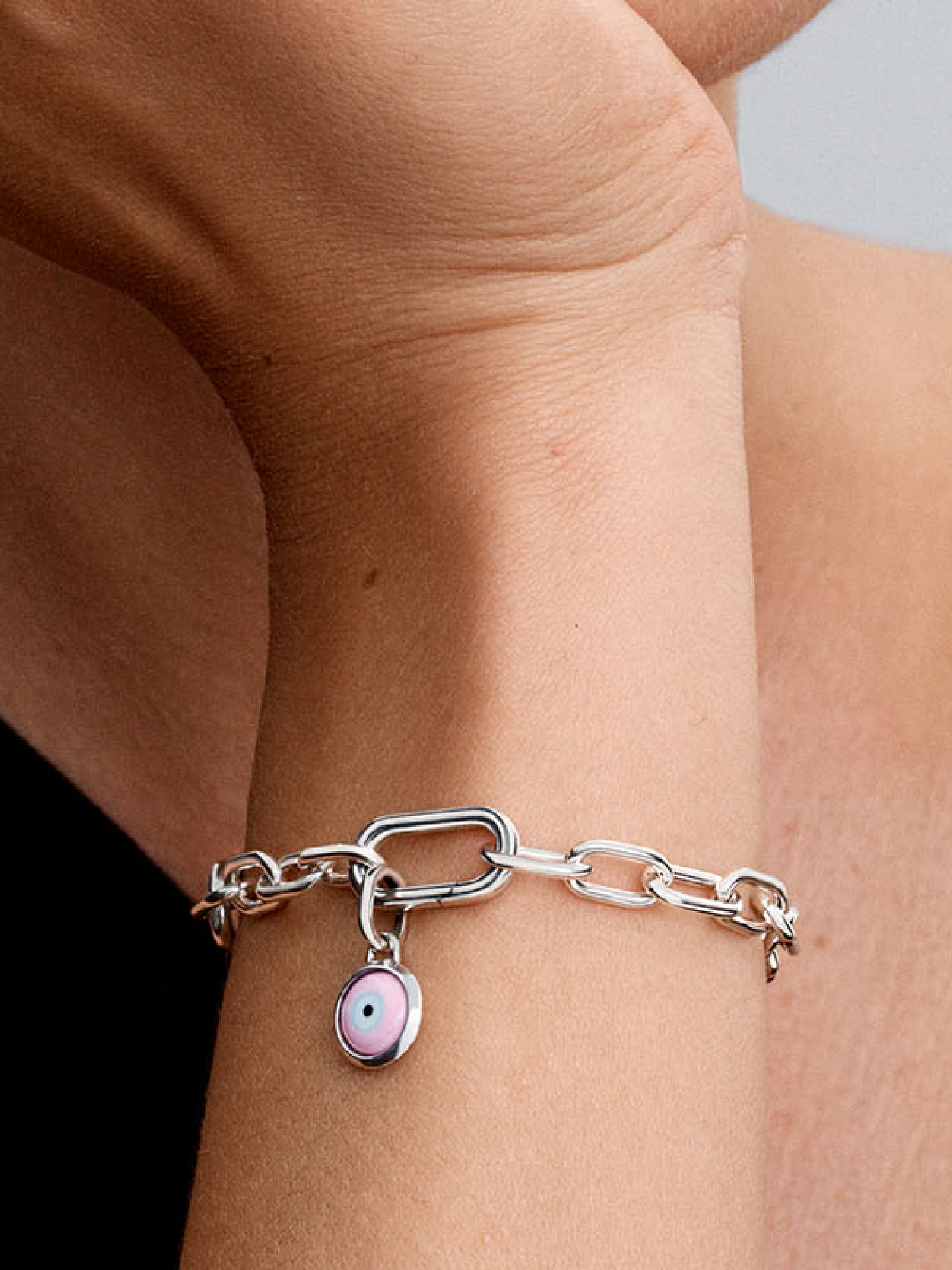 Женский шарм Pandora Engravable Evil Eye Murano Glass Mini Dangle Charm, Sterling silver #793693C00, цвет: Серебро — фото 3