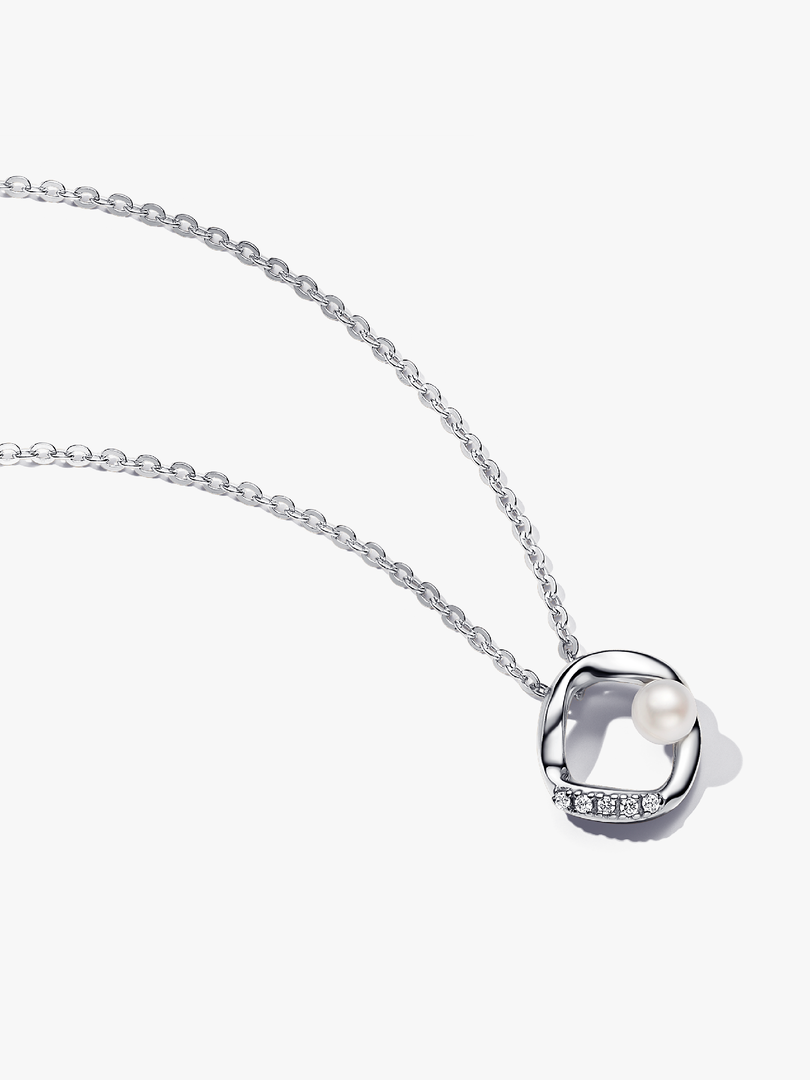 Organically Shaped Pavé Circle & Treated Freshwater Cultured Pearl Collier Necklace