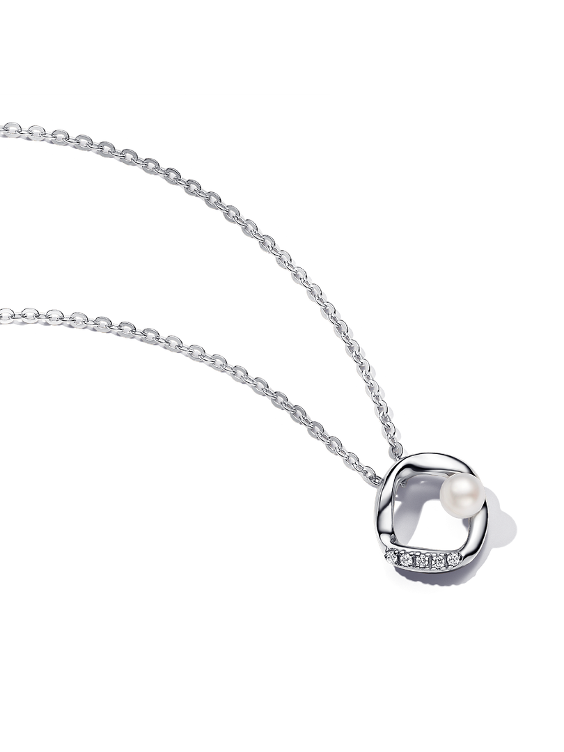 Organically Shaped Pavé Circle & Treated Freshwater Cultured Pearl Collier Necklace