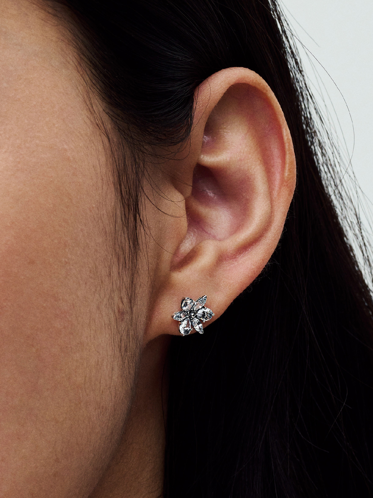 Женские серьги Pandora Sparkling Herbarium Cluster, Sterling silver, цвет: Серебро — фото 3